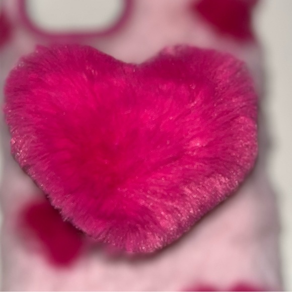 iPhone 12 ProMax Plush Pink Hearts Prints w/ Heart Phone Grip Soft Case NWT - Picture 9 of 9